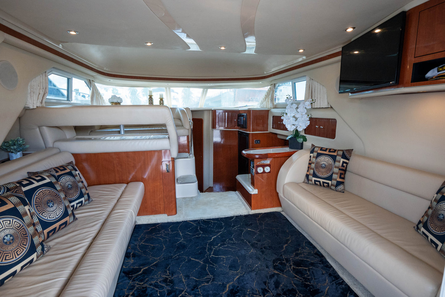 50ft Sea Ray Liv