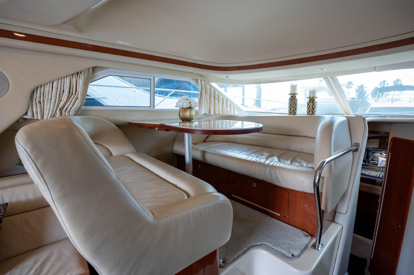 50ft Sea Ray Liv