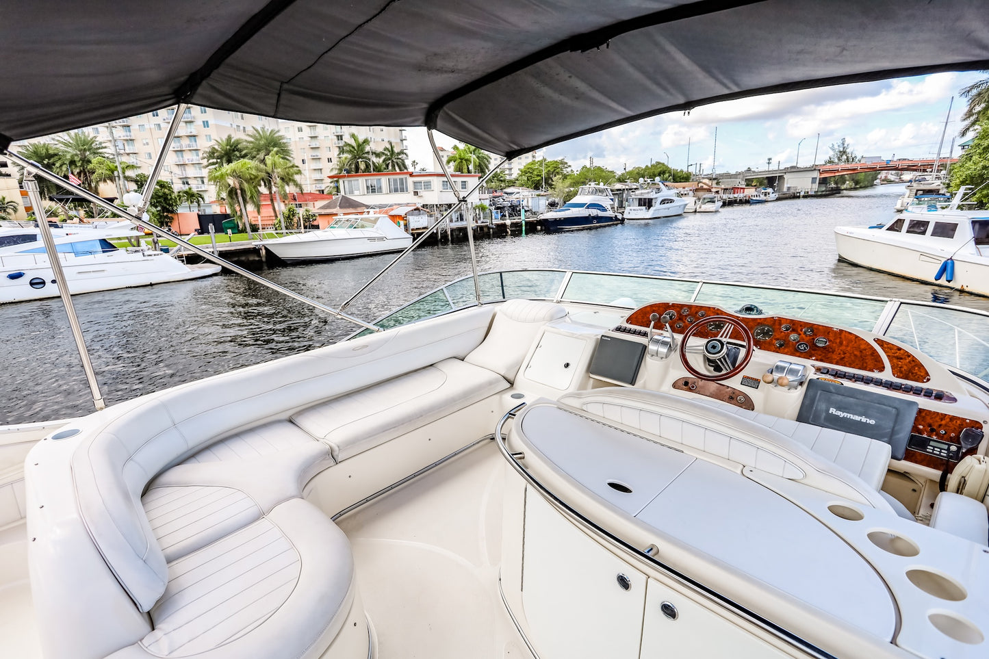 55ft Maxum