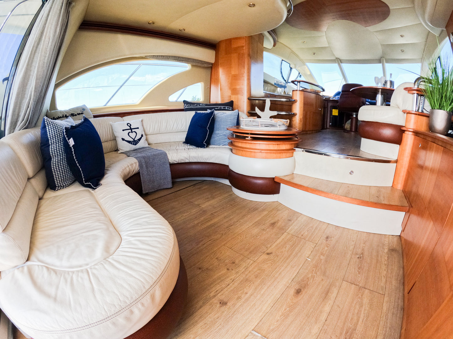 60ft Azimut Rss