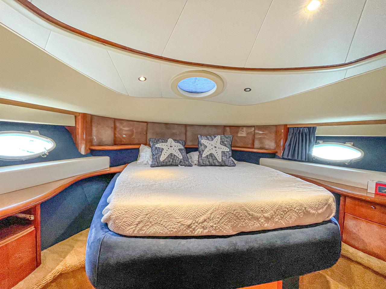 65ft Aicon