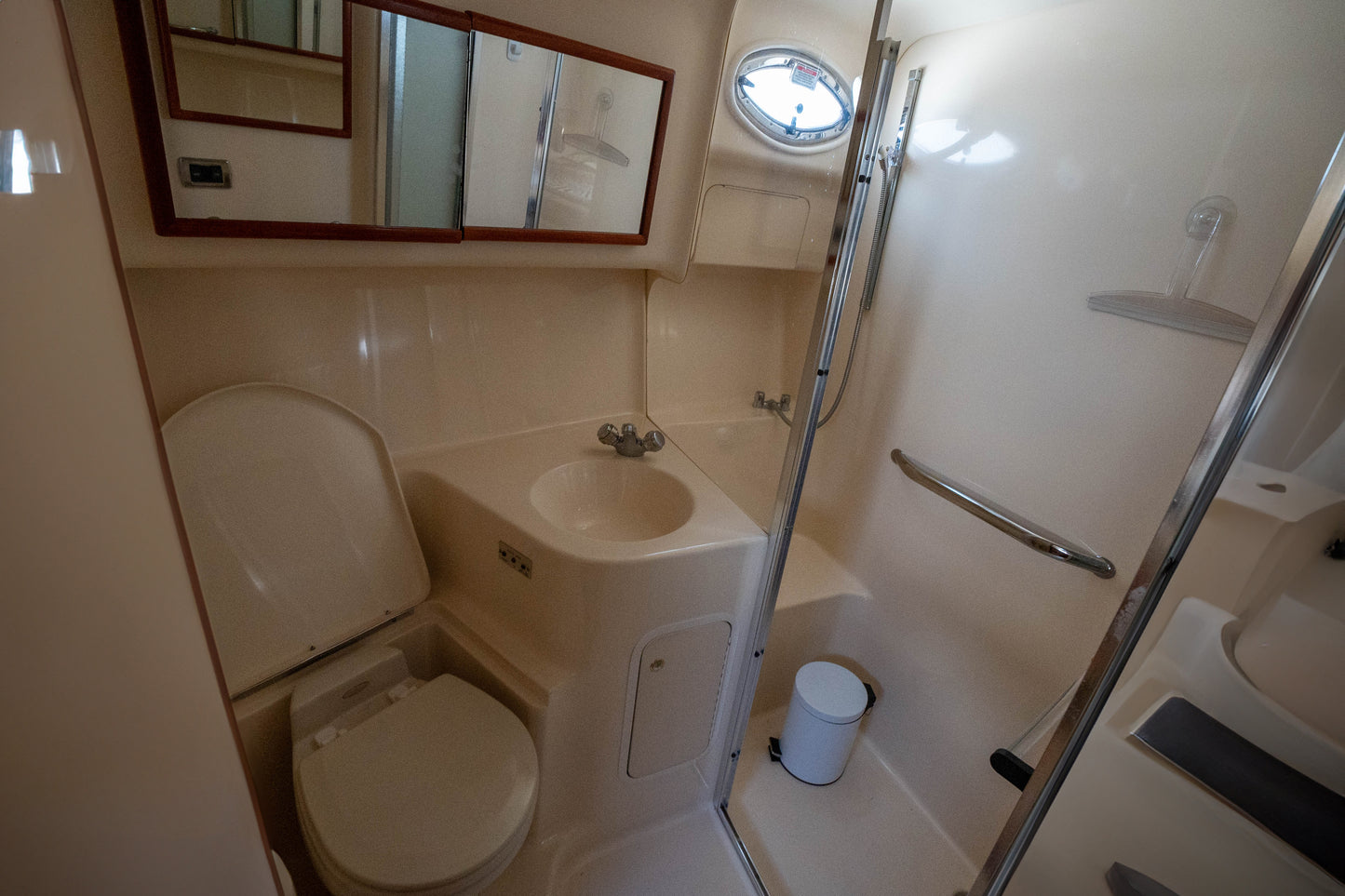 50ft Sea Ray Liv