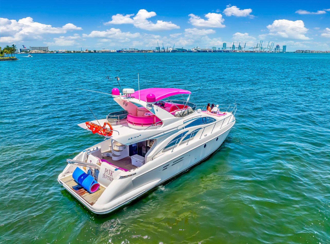 60ft Azimut Pink