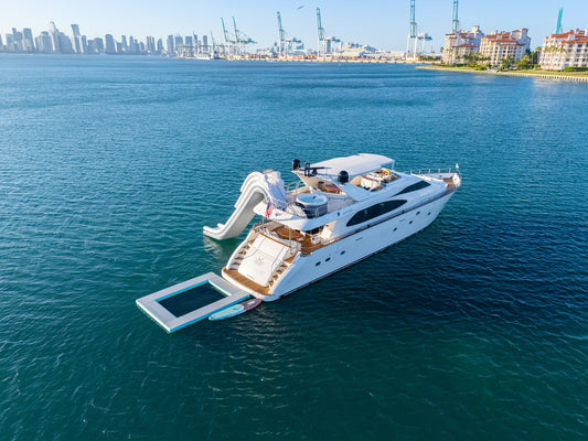 90ft Azimut