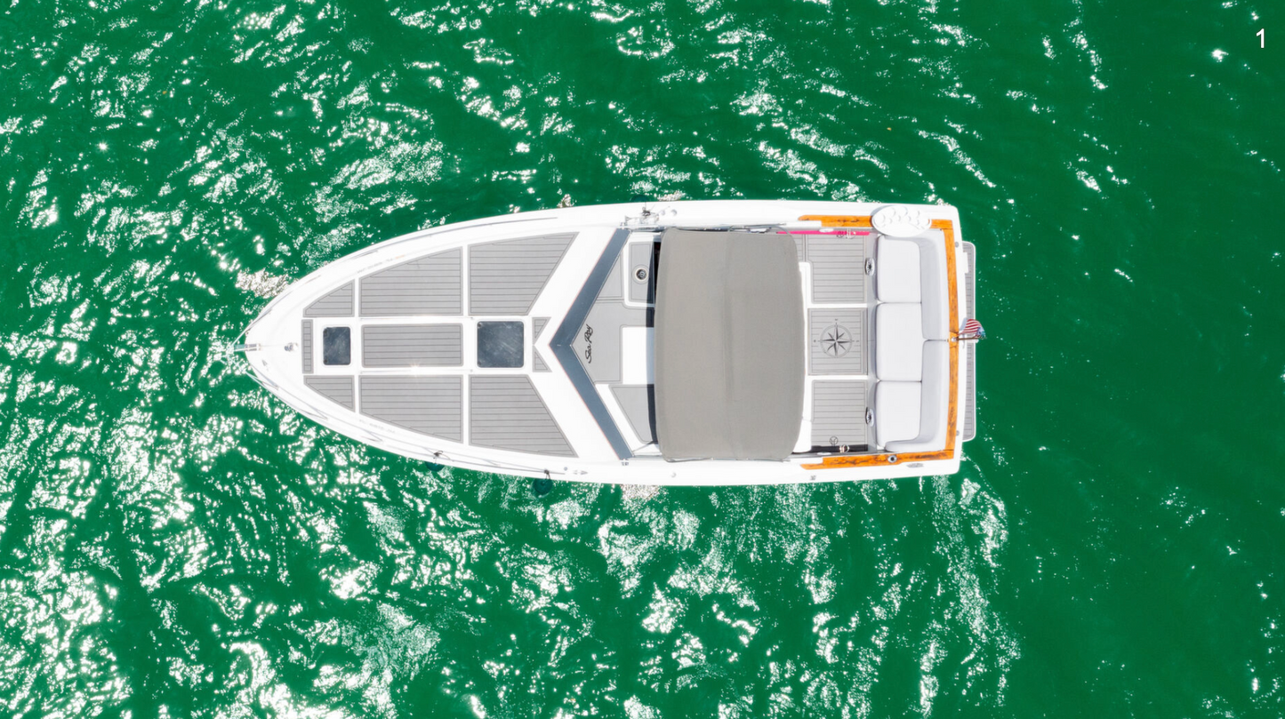 42ft Sirena (NYE Fireworks Show)