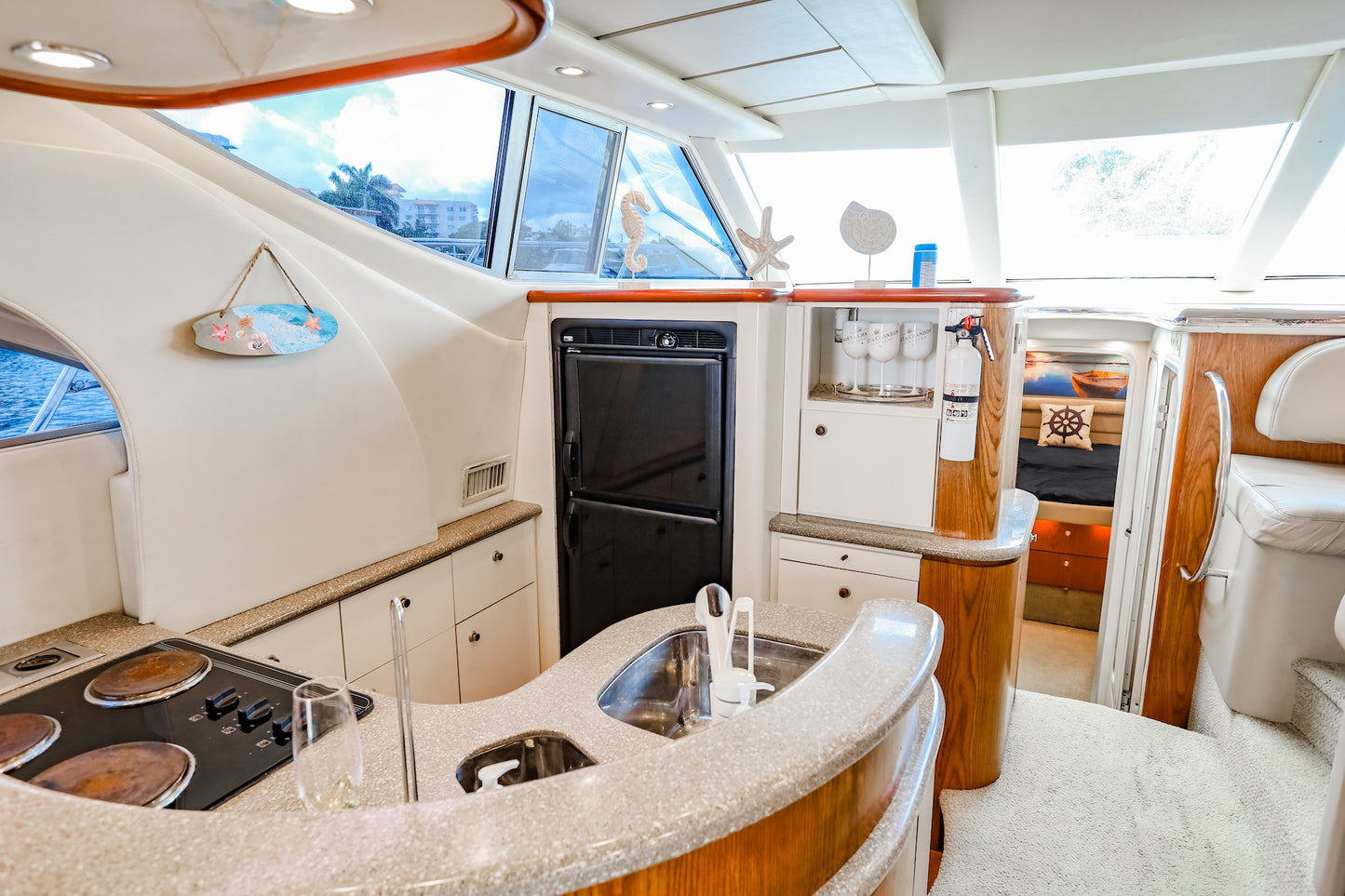 55ft Maxum