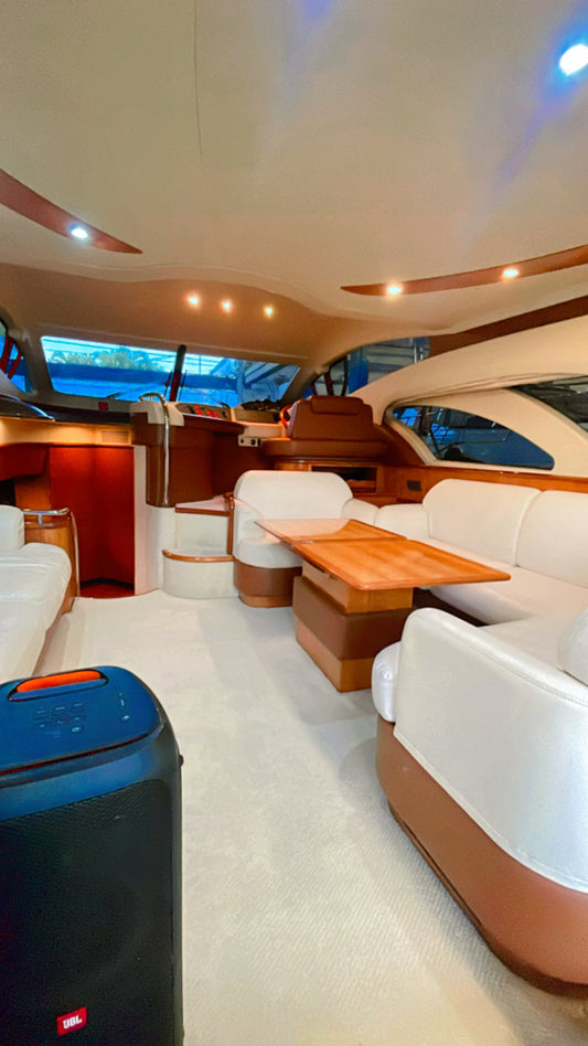 60ft Azimut DV (NYE Fireworks Show)