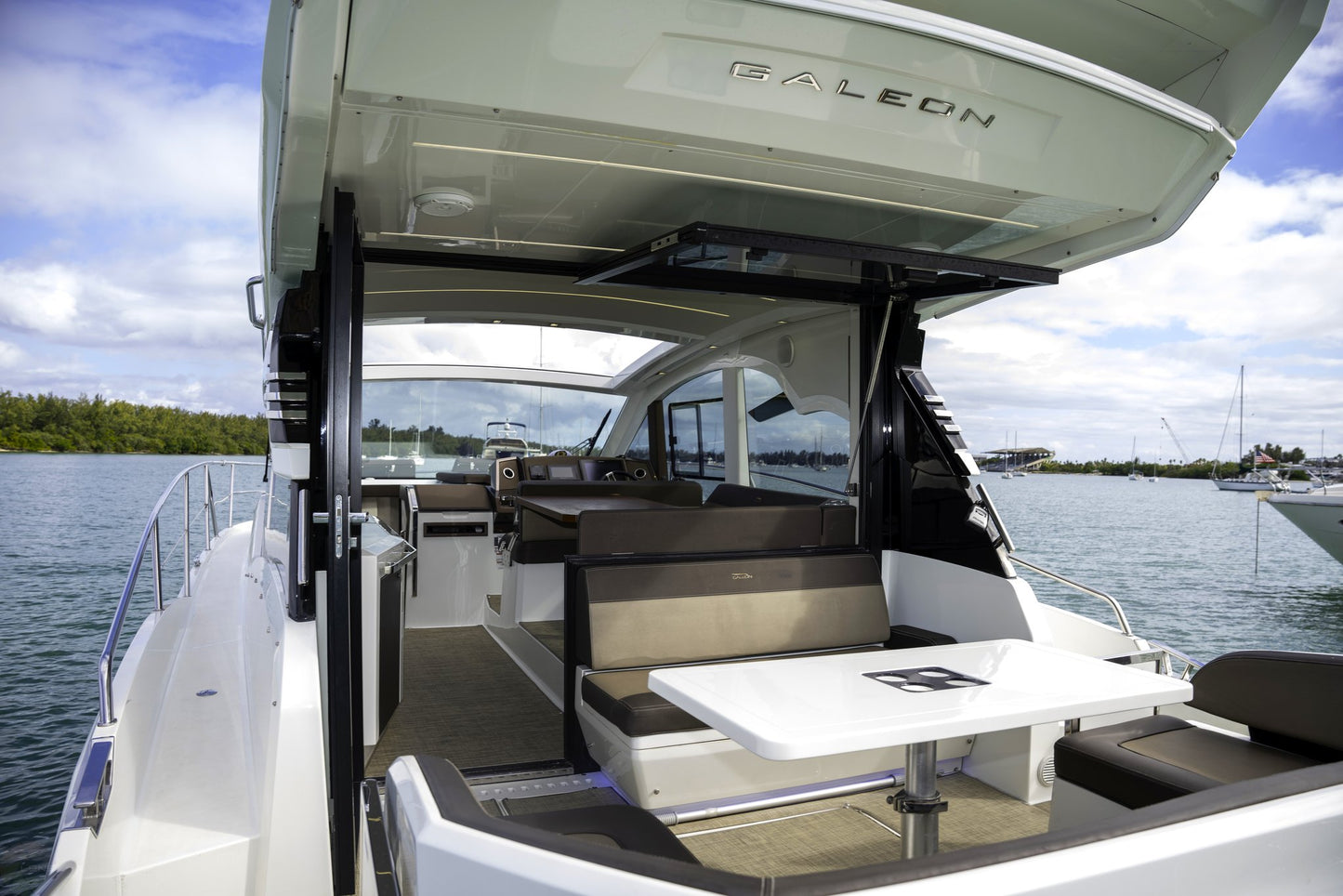 50ft Galeon