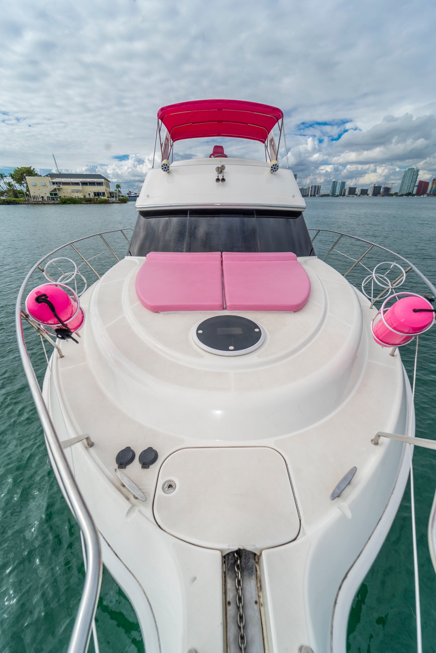 50' Lady Pink