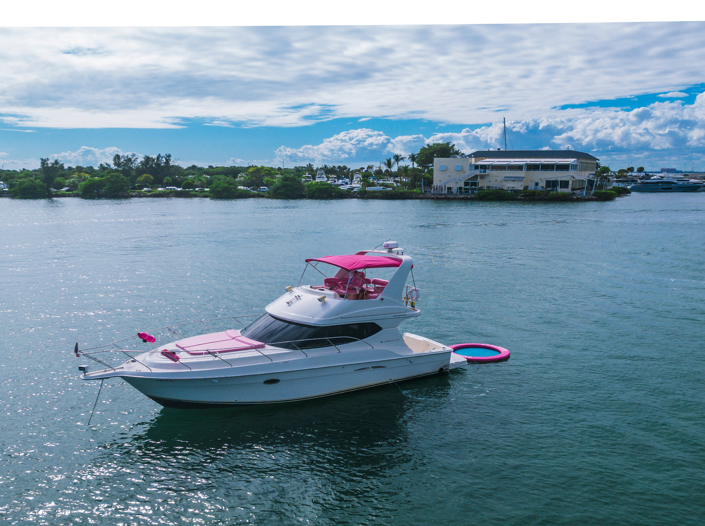 50' Lady Pink