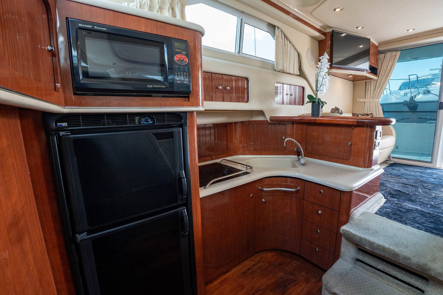 50ft Sea Ray Liv