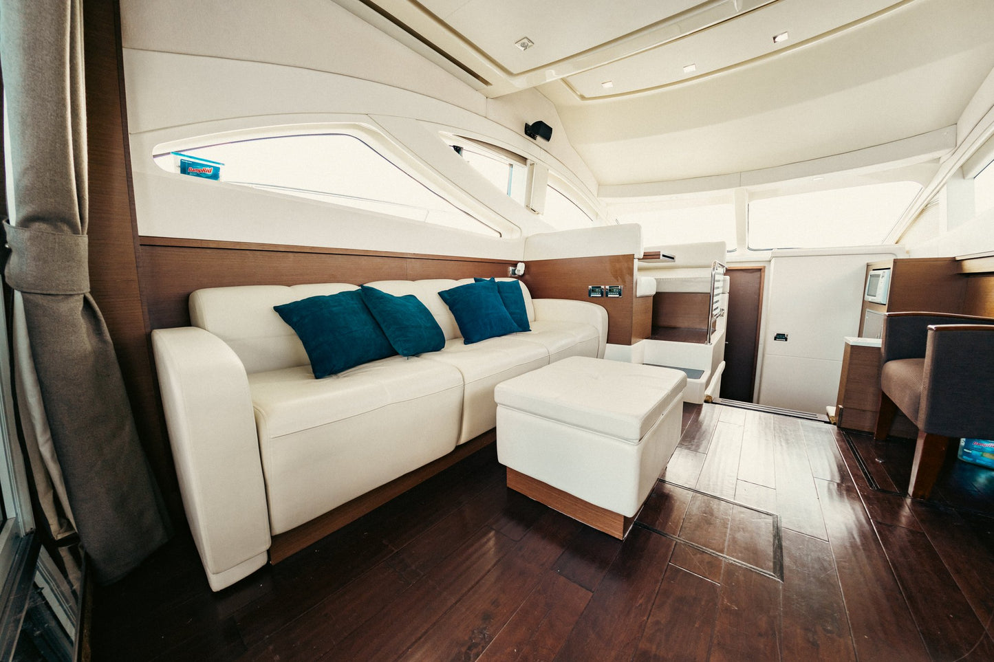 55ft Sail la Vie