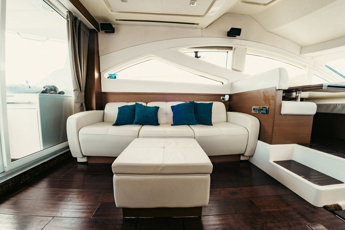 55ft Sail la Vie