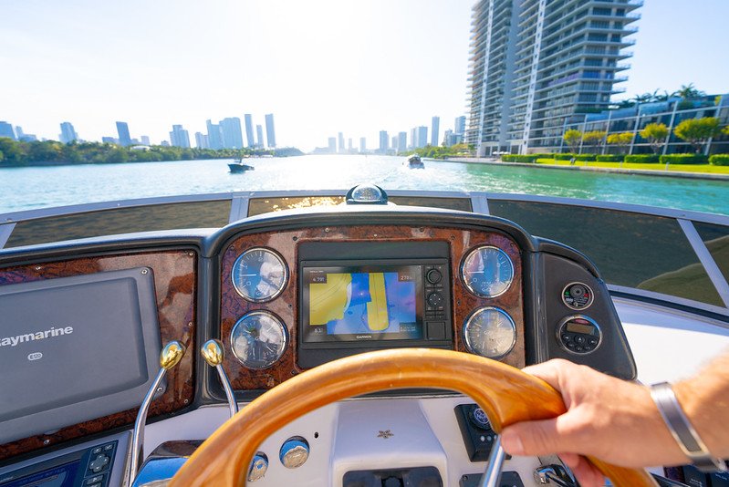 55ft Sea Ray RSS