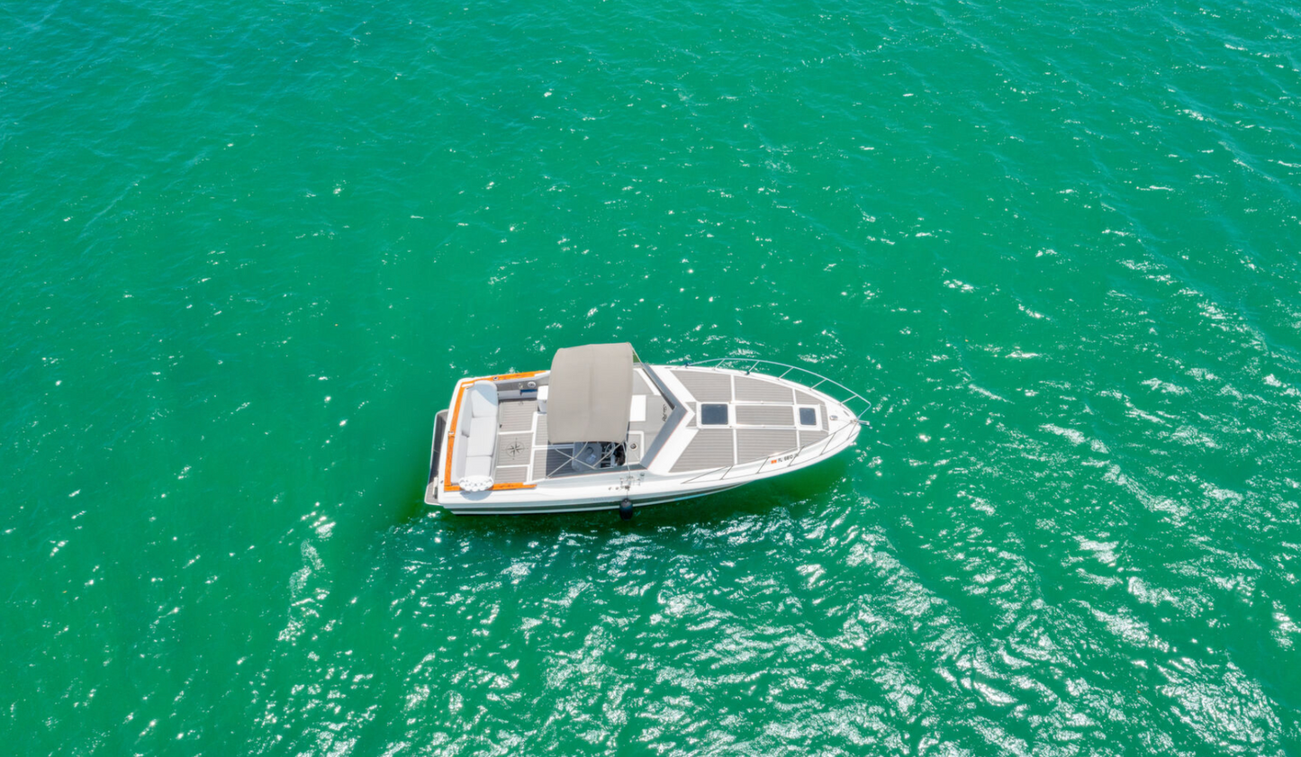 42ft Sirena (NYE Fireworks Show)