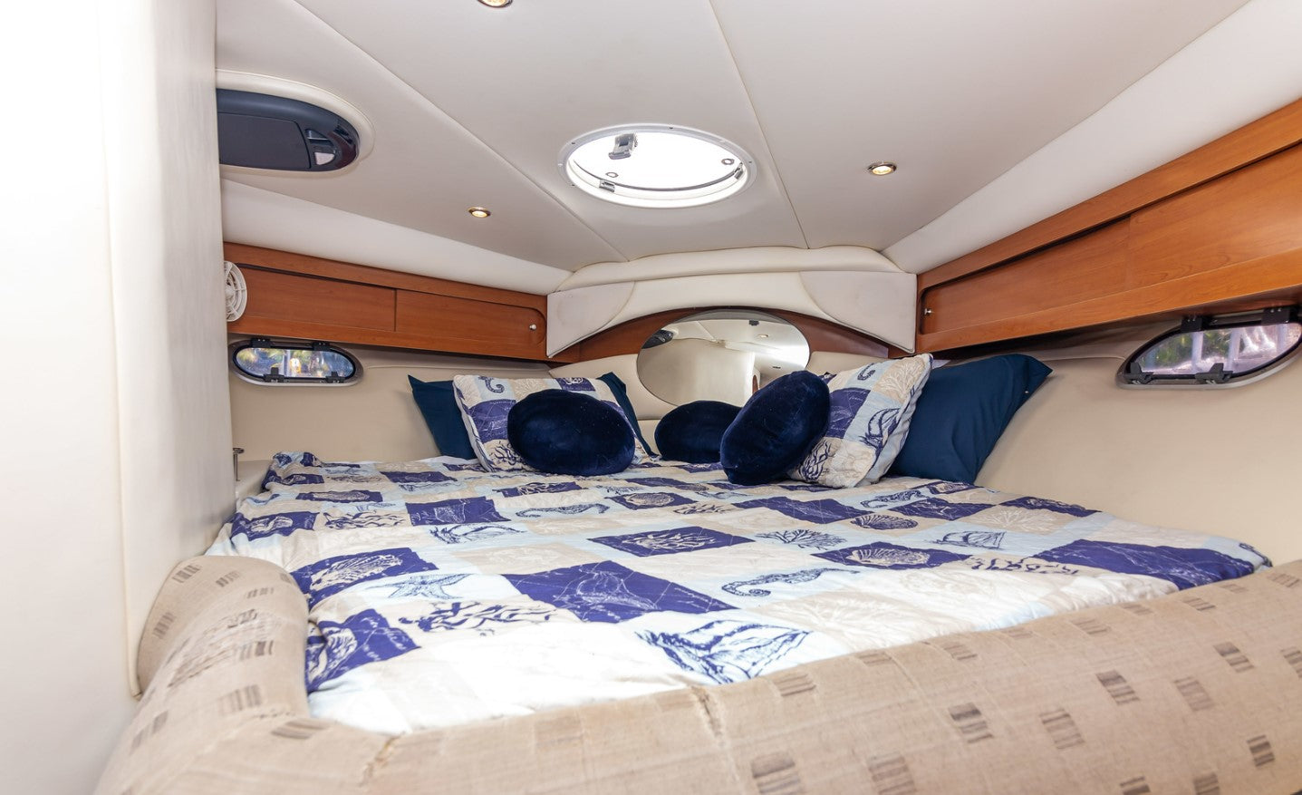 42ft Four Winns MIL