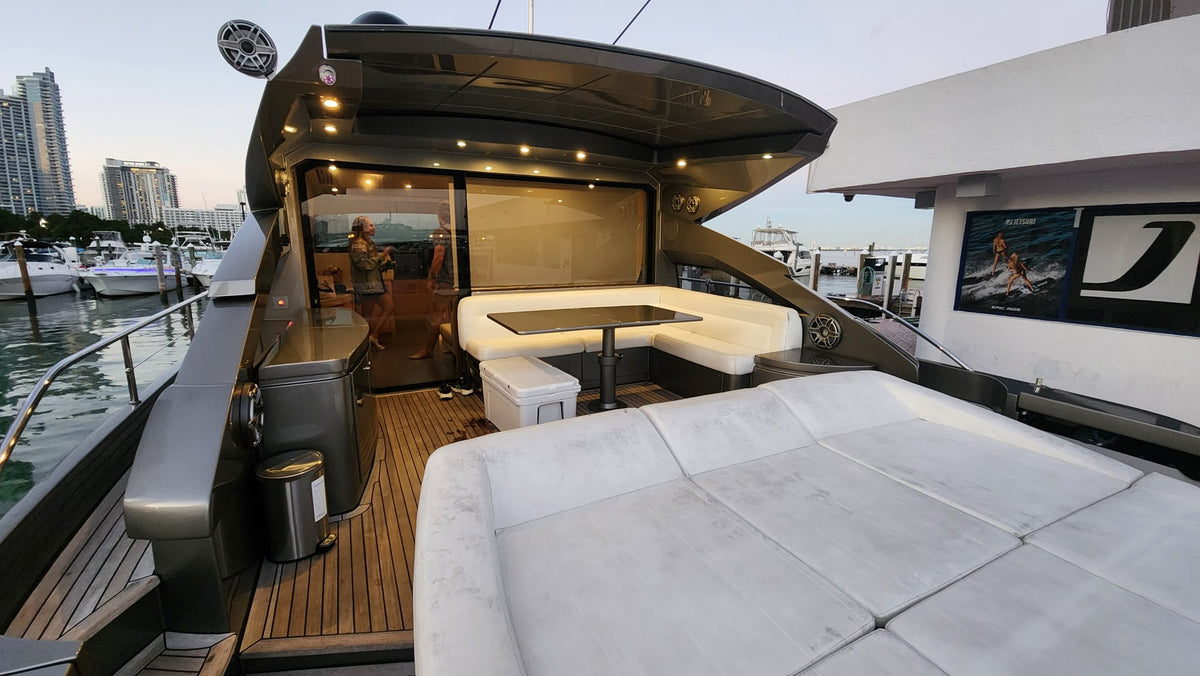 65ft Pershing