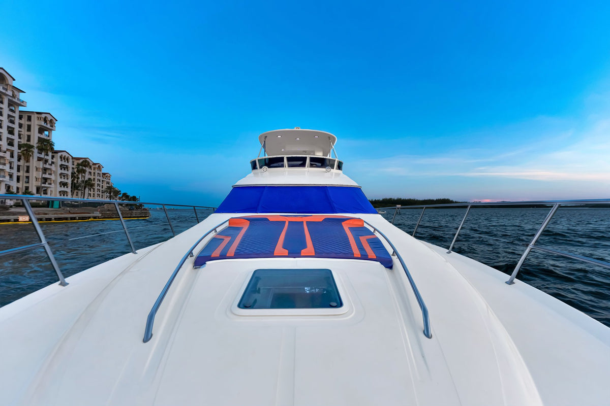 65ft Sea Ray Liv
