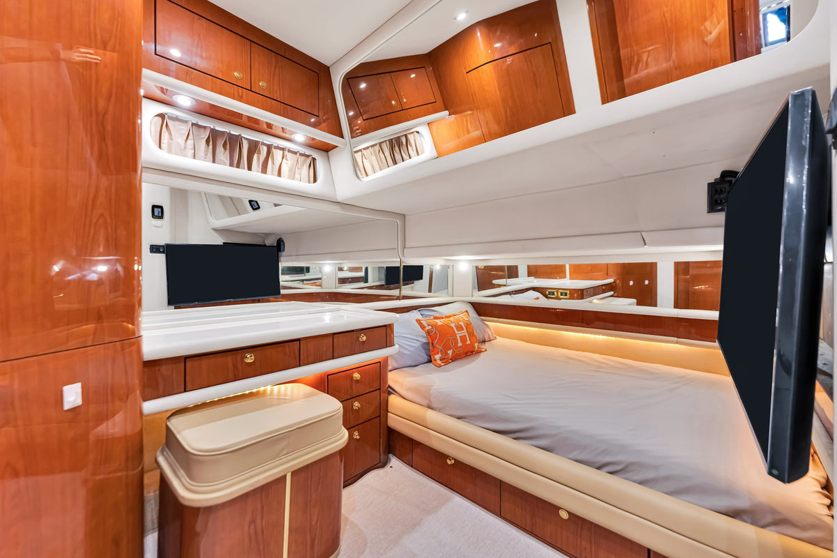 65ft Sea Ray Liv