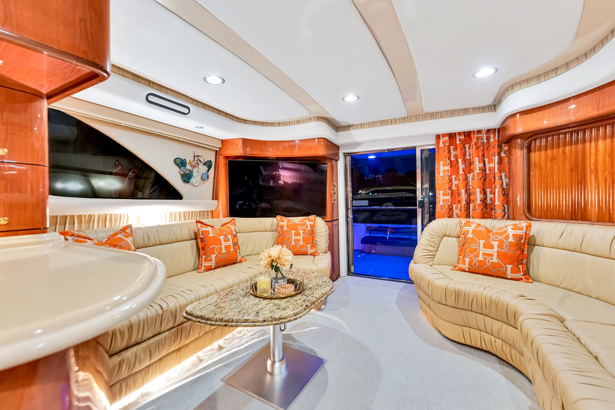 65ft Sea Ray Liv
