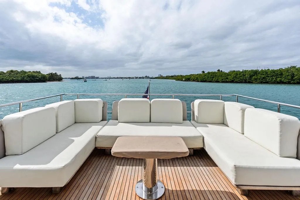 70ft Azimut Le Grand Bleu