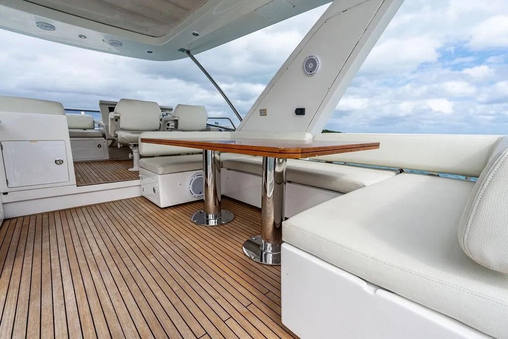 70ft Azimut Le Grand Bleu