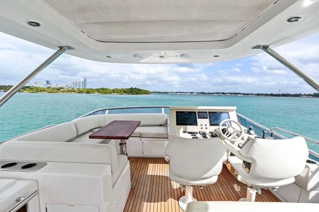 70ft Azimut Le Grand Bleu