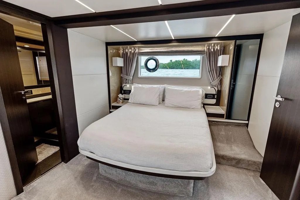 70ft Azimut Le Grand Bleu