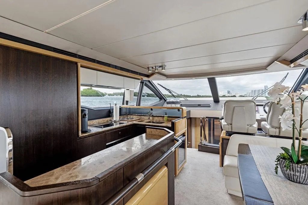 70ft Azimut Le Grand Bleu