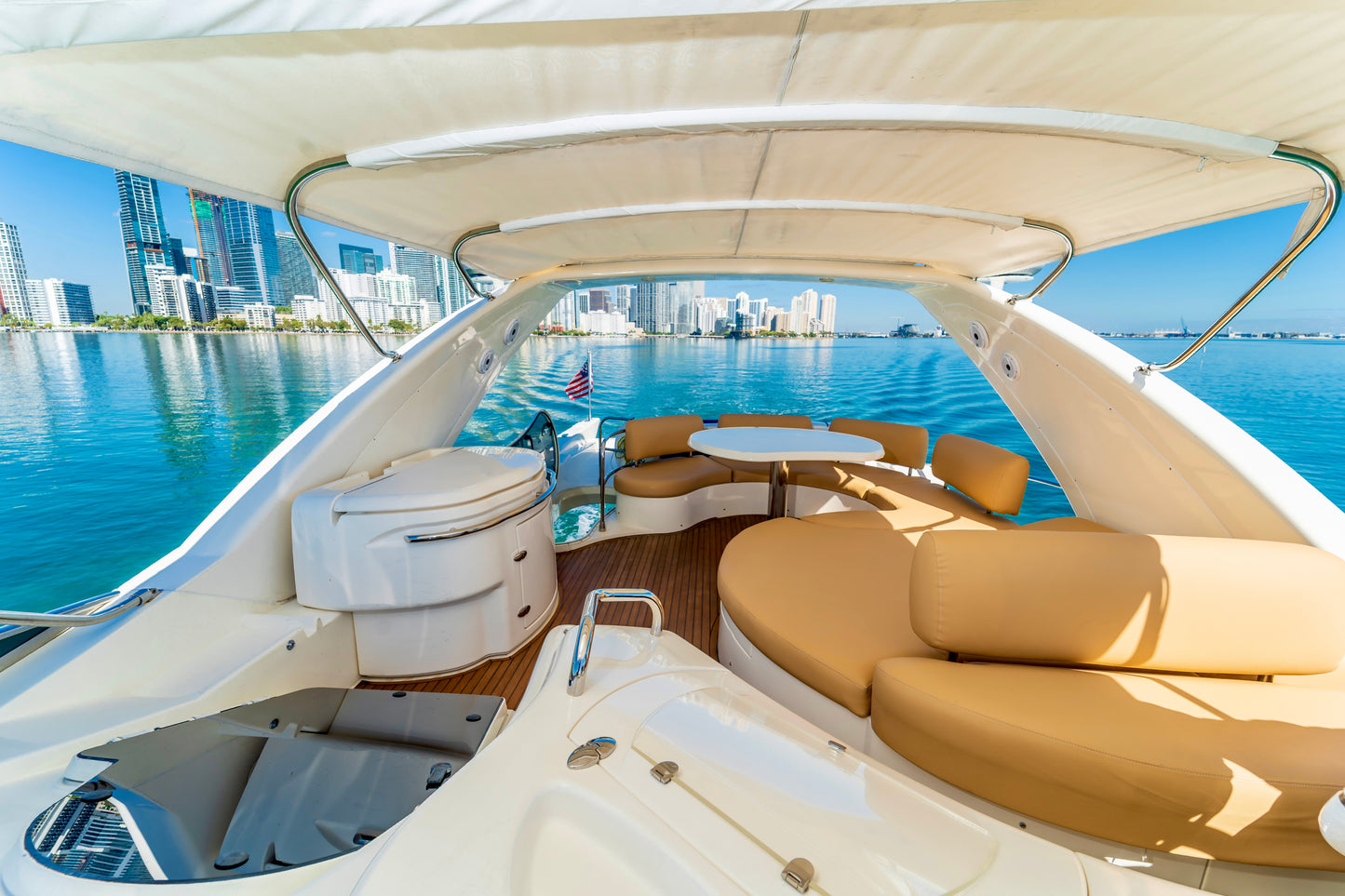 70ft Azimut Container