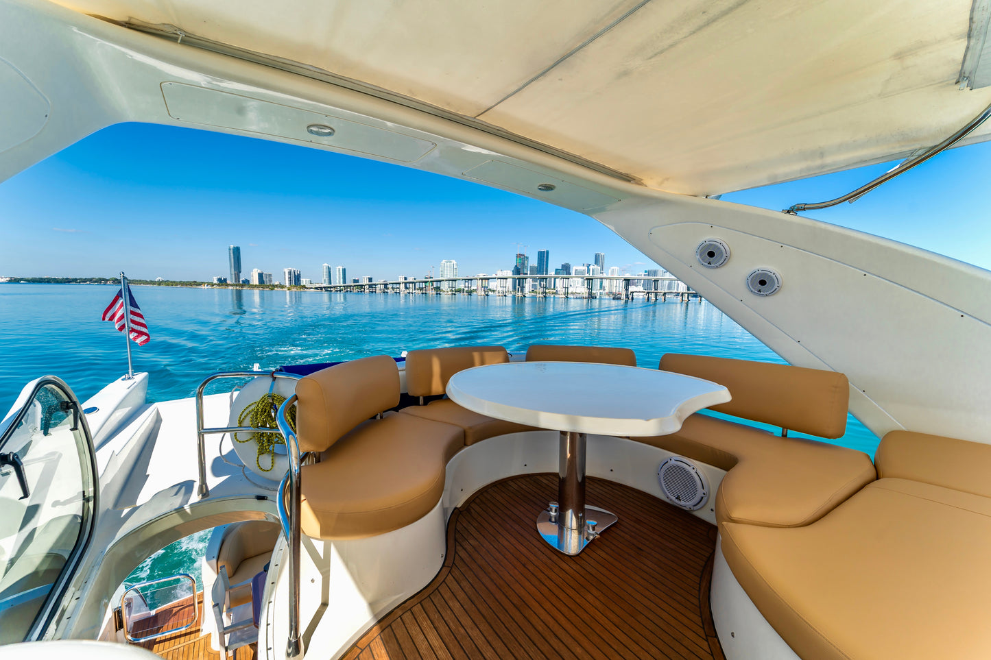 70ft Azimut Container