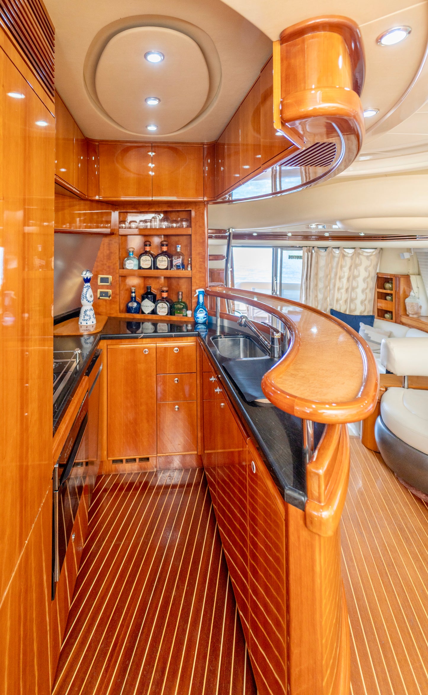 70ft Azimut Container