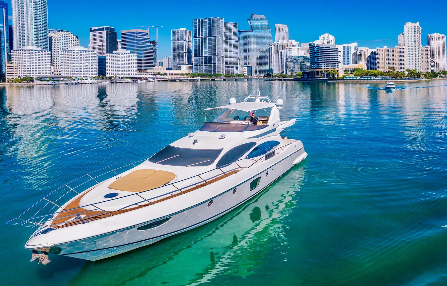 70ft Azimut Container