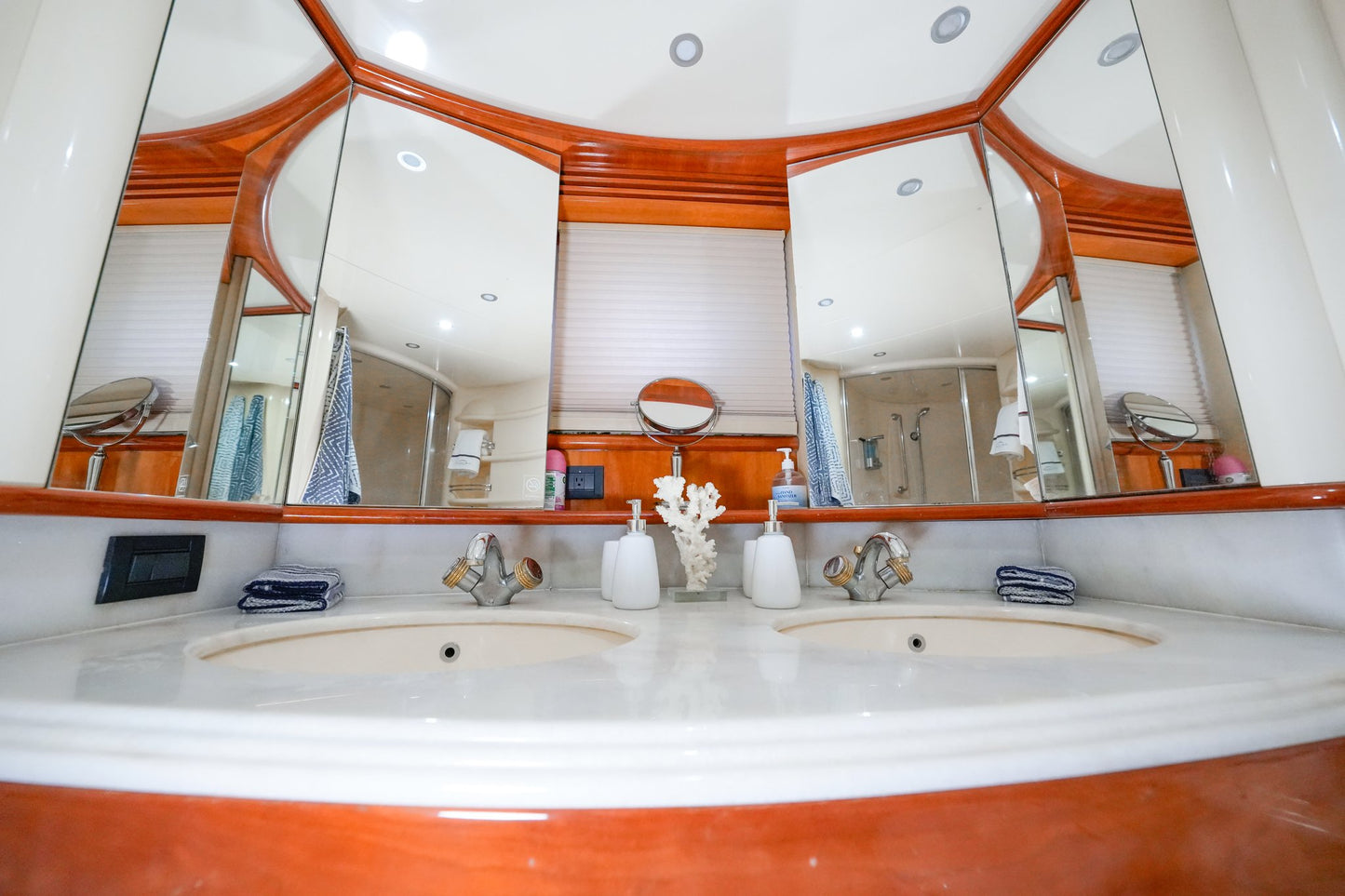 75ft Azimut F