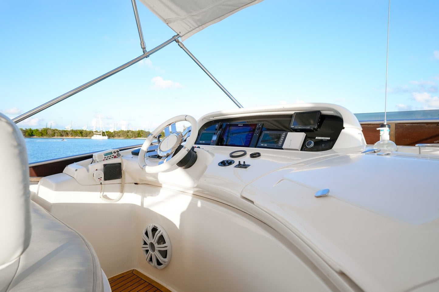 75ft Azimut F
