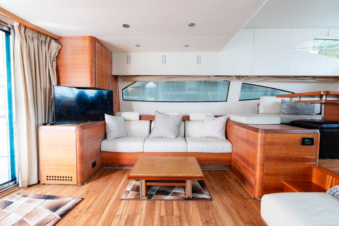 75ft Aicon