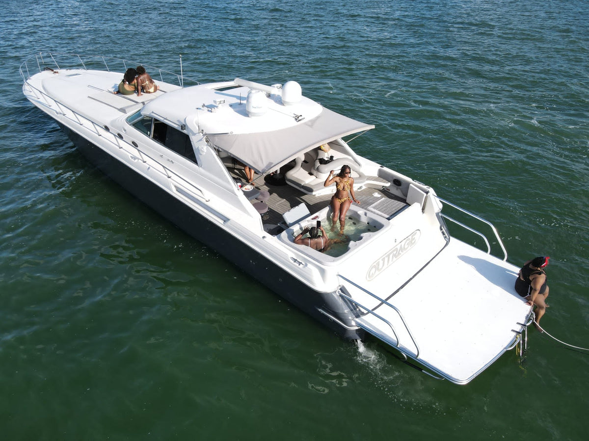 70ft Sea Ray