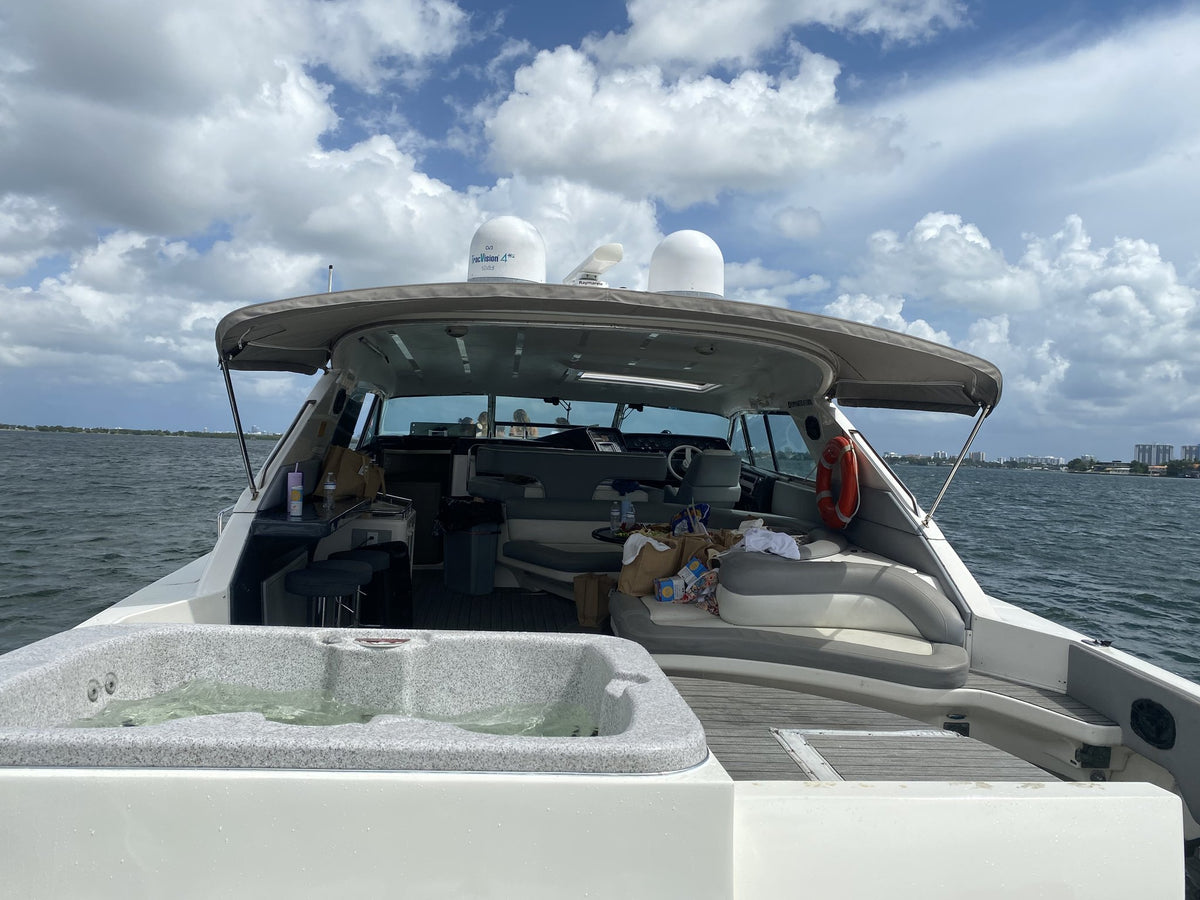 70ft Sea Ray