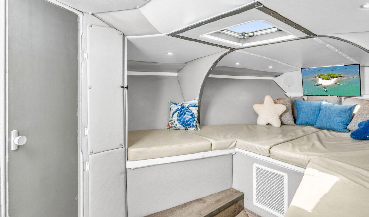 42ft Sirena (NYE Fireworks Show)