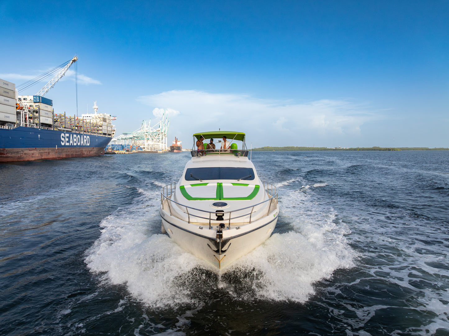 70ft Aicon (NYE Fireworks Show)