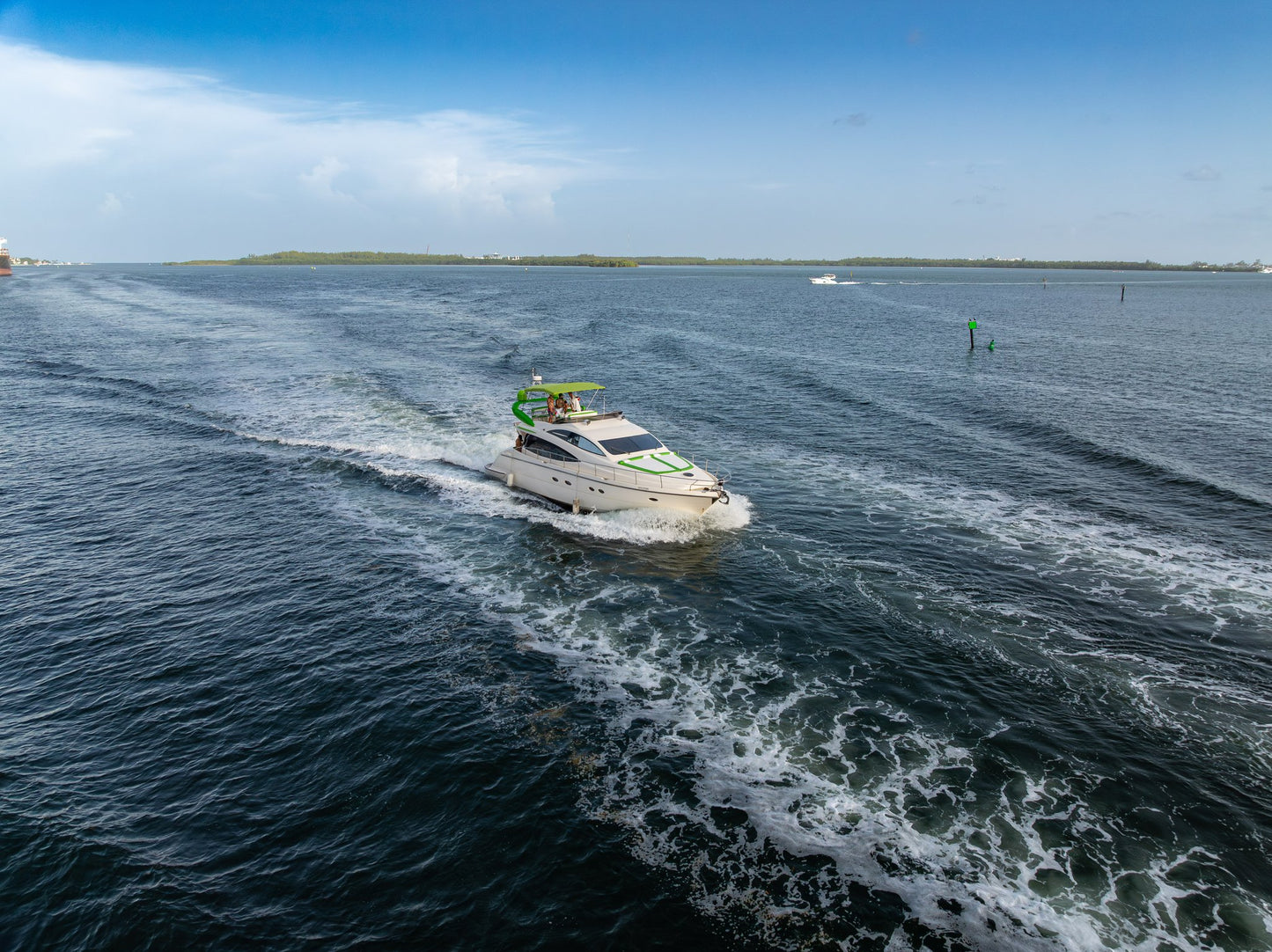 70ft Aicon