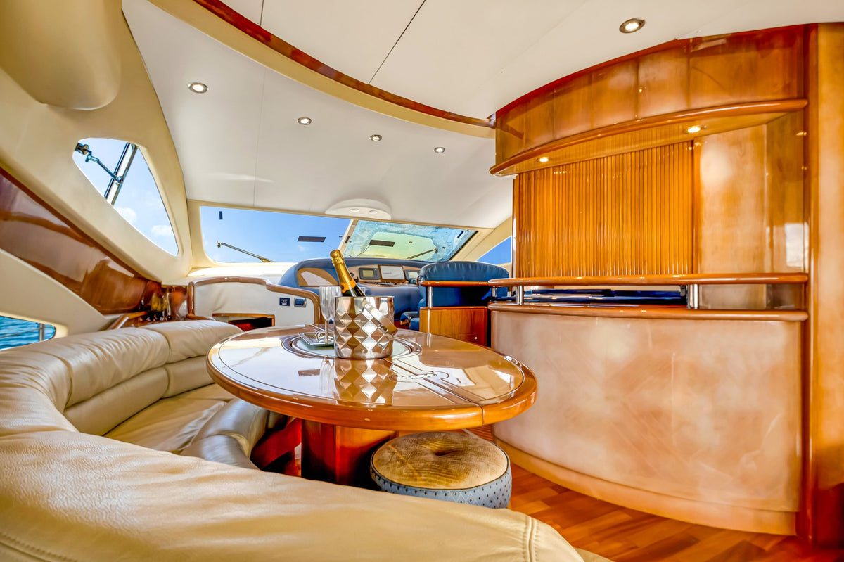 70ft Aicon