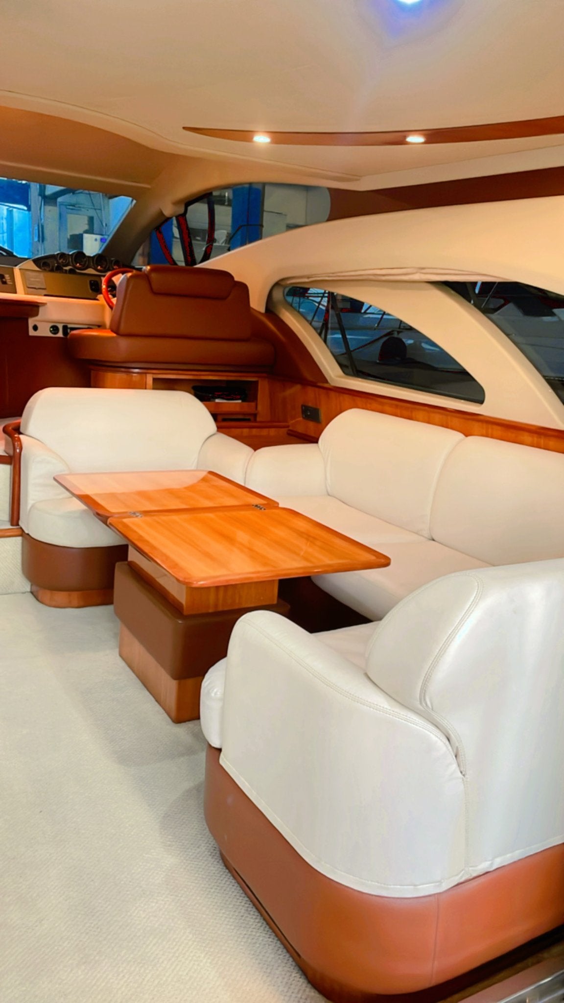 60ft Azimut DV