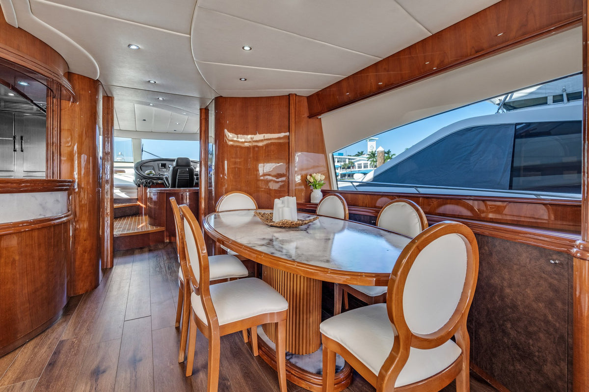 90ft Azimut