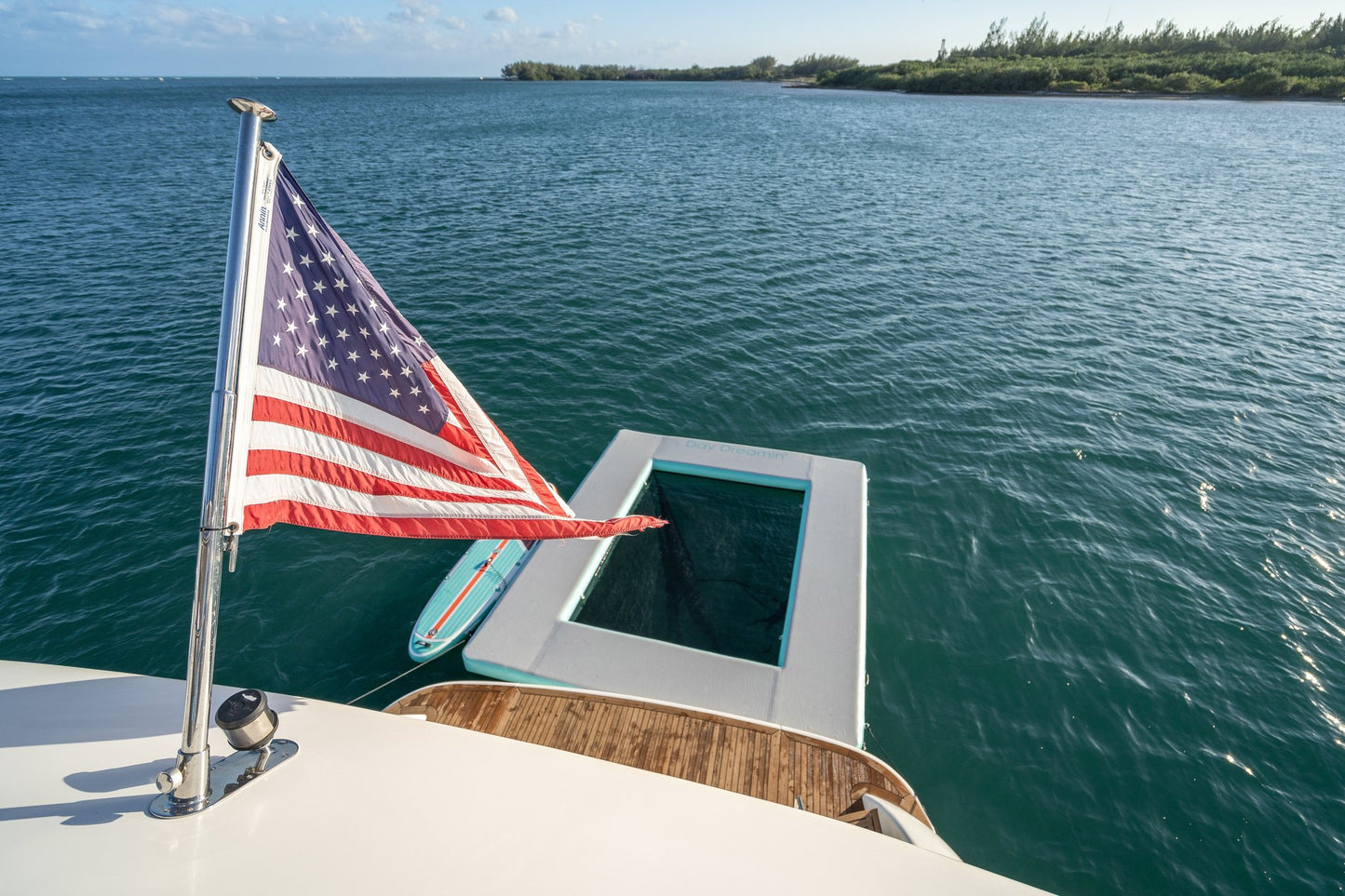 90ft Azimut