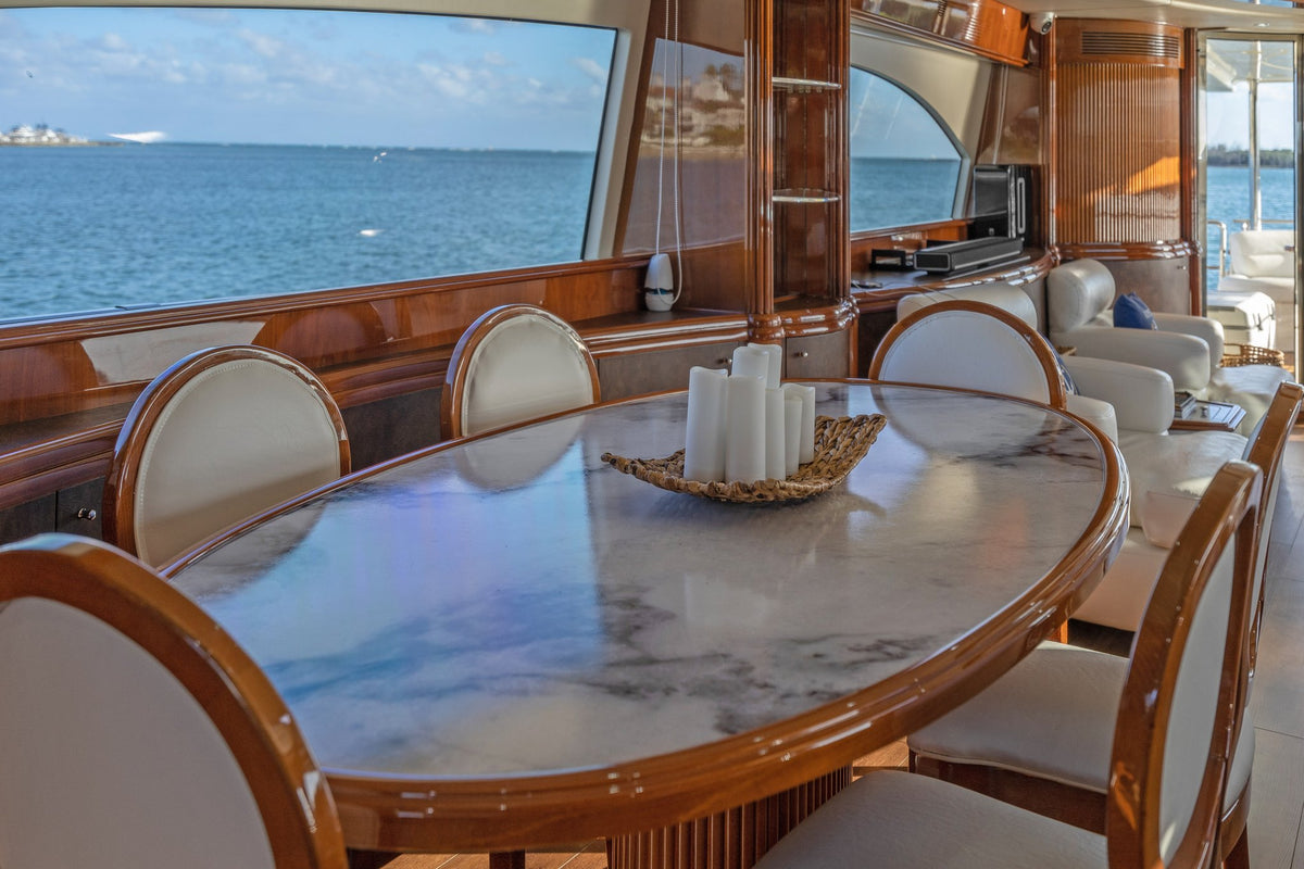 90ft Azimut