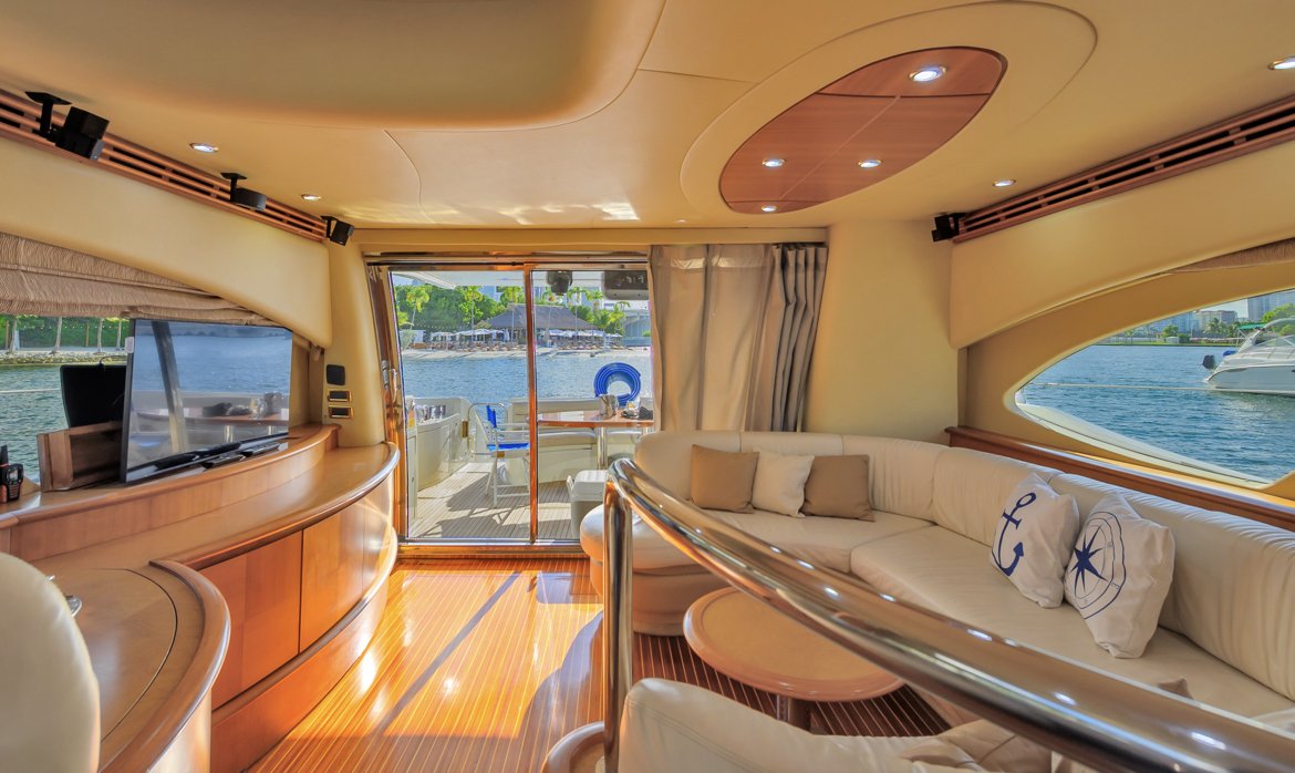 70ft Azimut DV