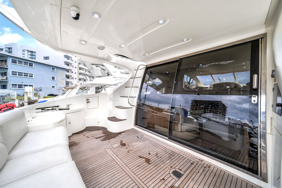 65ft Azimut DV