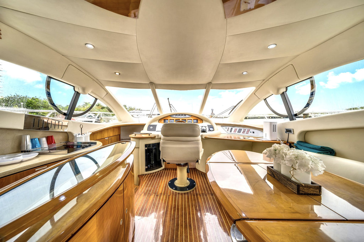 65ft Azimut DV