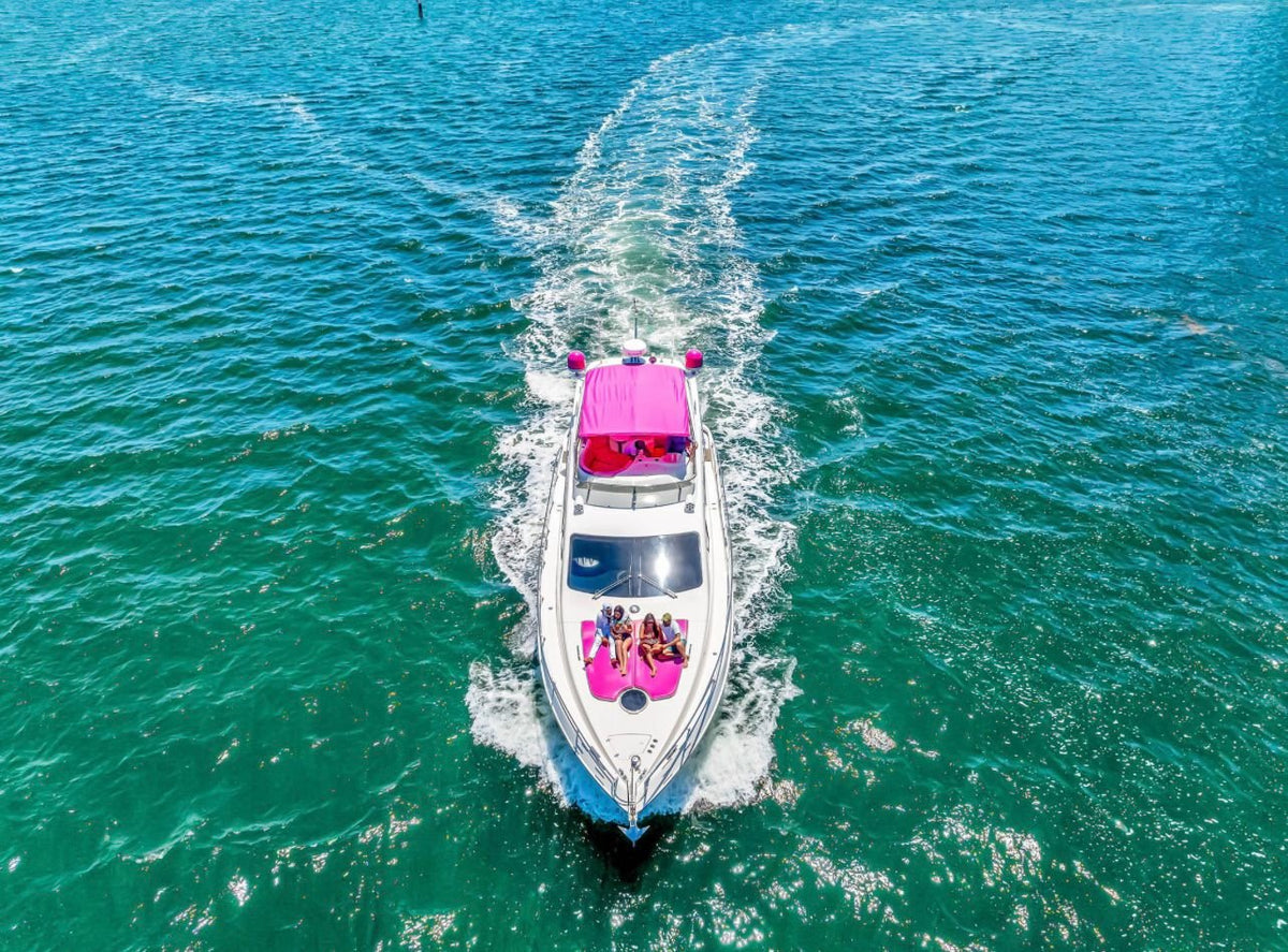 60ft Azimut Pink